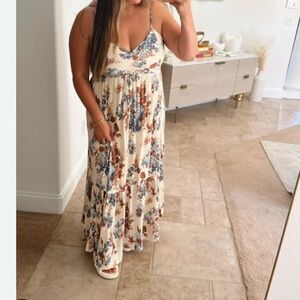 Abercrombie & Fitch Cream and Blue Floral Maxi Dress (Tall, New with tags)
